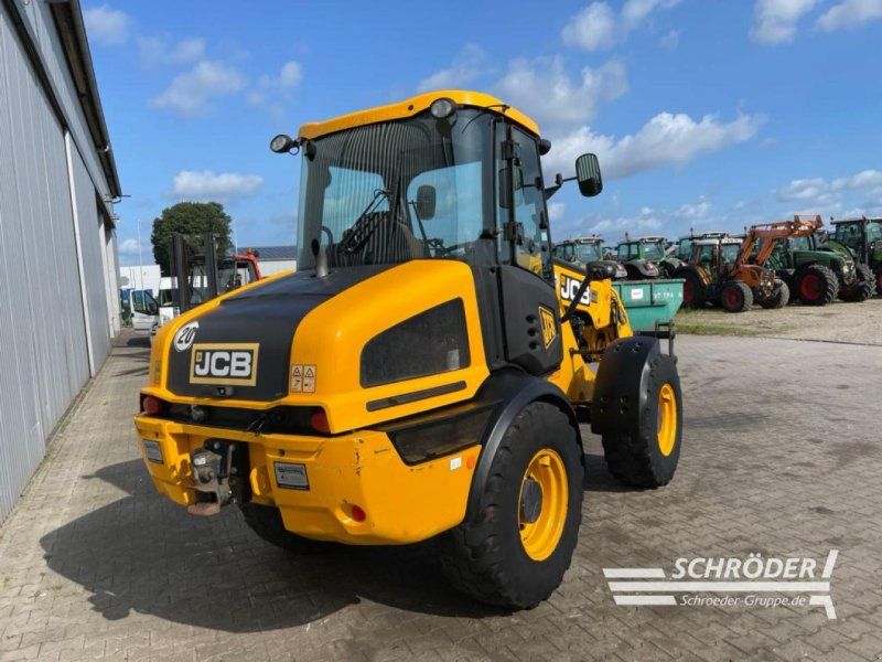 JCB TM 220