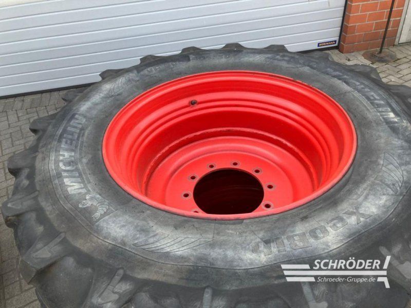 Fendt MICHELIN VF 600/60R30 + 710/60R42