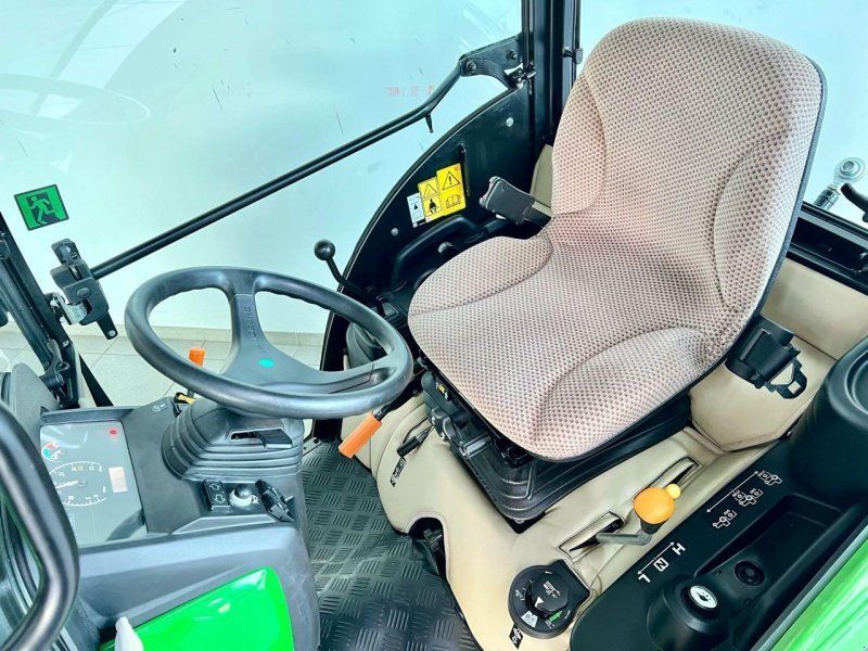 John Deere 1026R