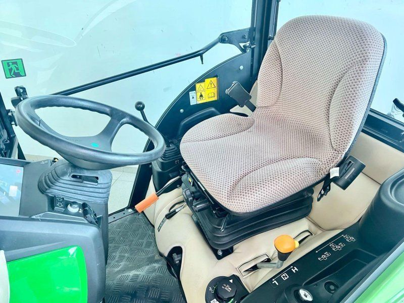 John Deere 1026R