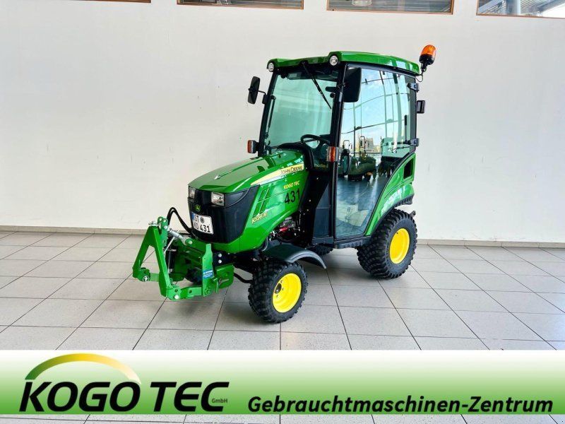 John Deere 1026R