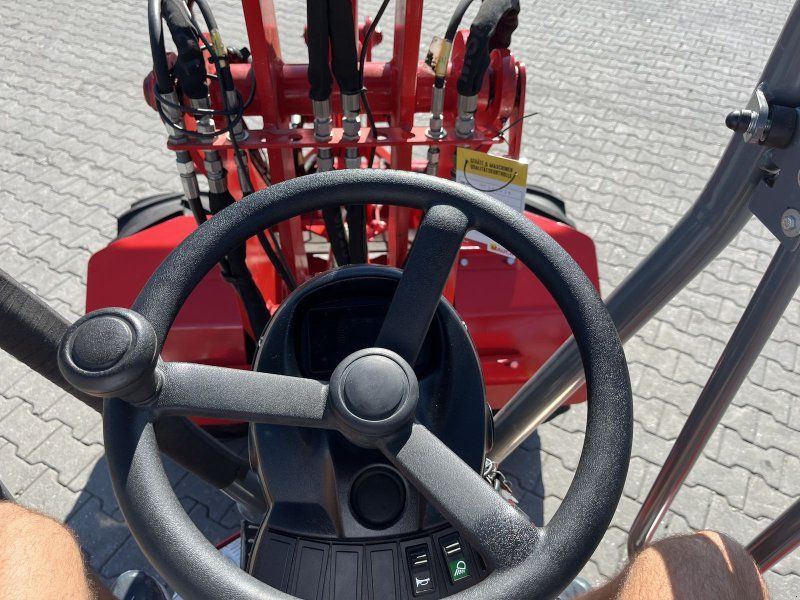 Weidemann 1160E mit 1400h, hohe Hubhöhe