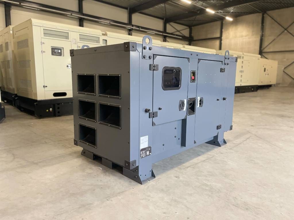 Iveco NEF45SM2 - 88 kVA Generator - DPX-17551