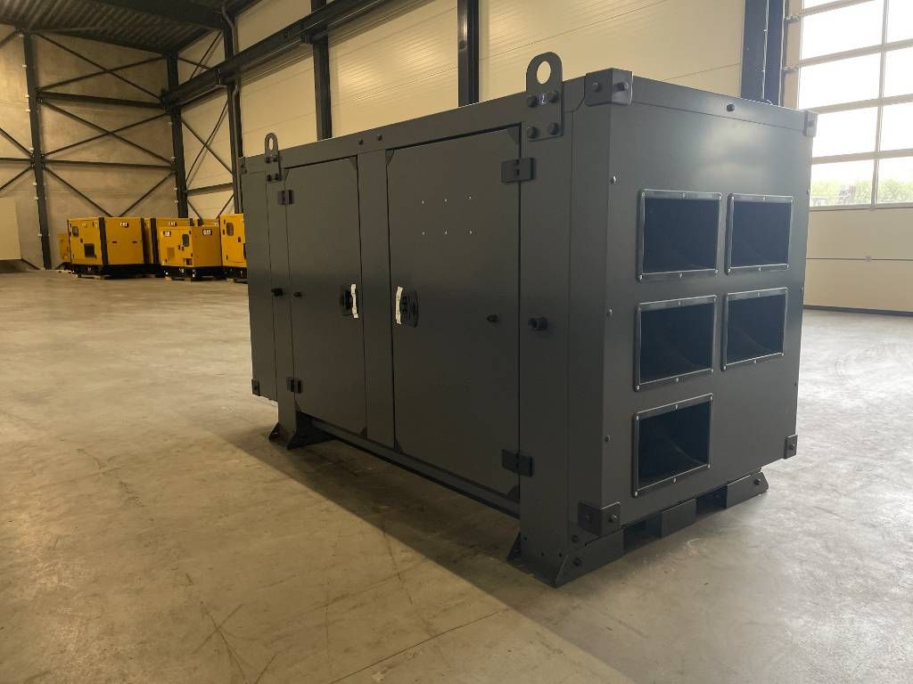 Iveco NEF45SM2 - 88 kVA Generator - DPX-17551