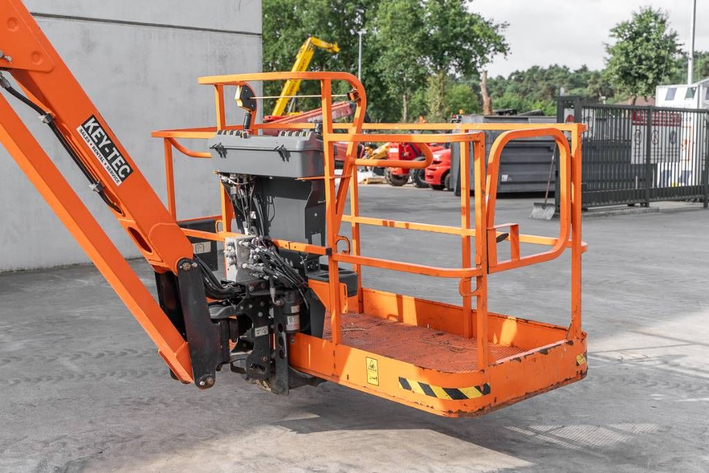 JLG 1350 SJP