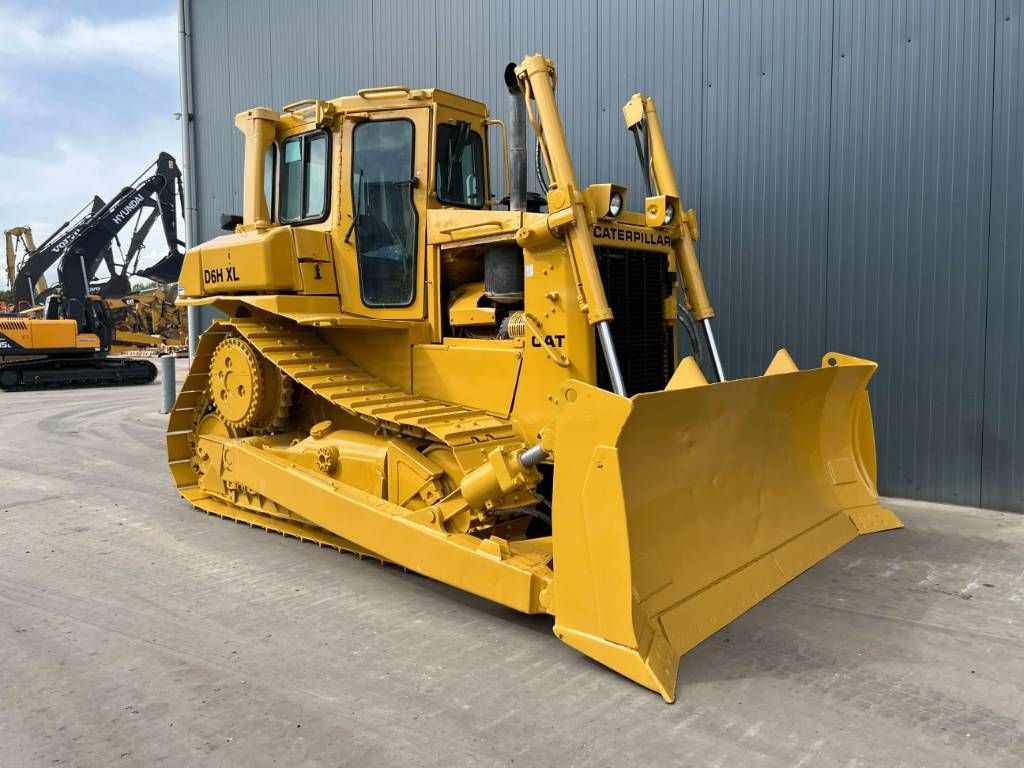 CAT D6H XL