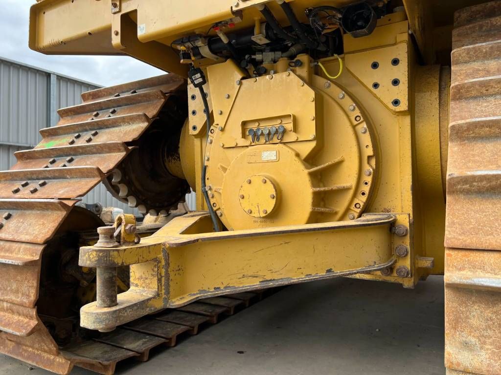 CAT D6T LGP