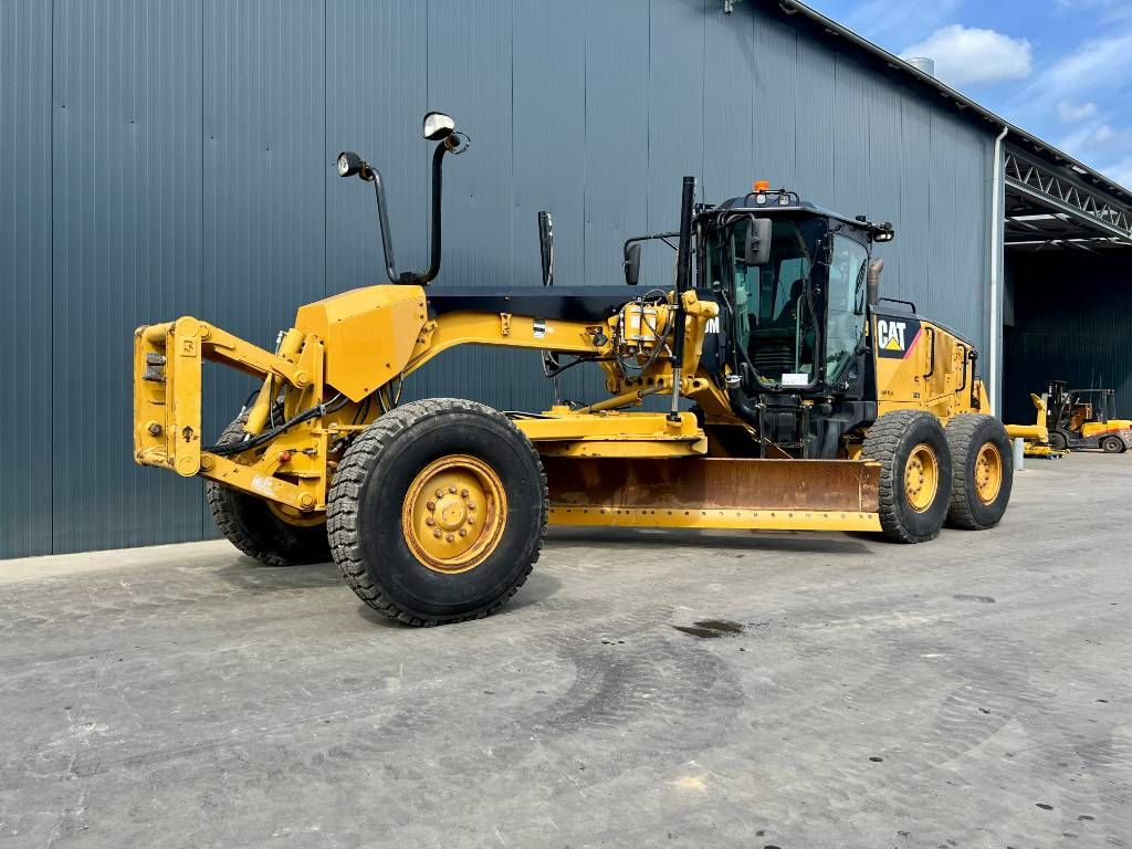 CAT 140M