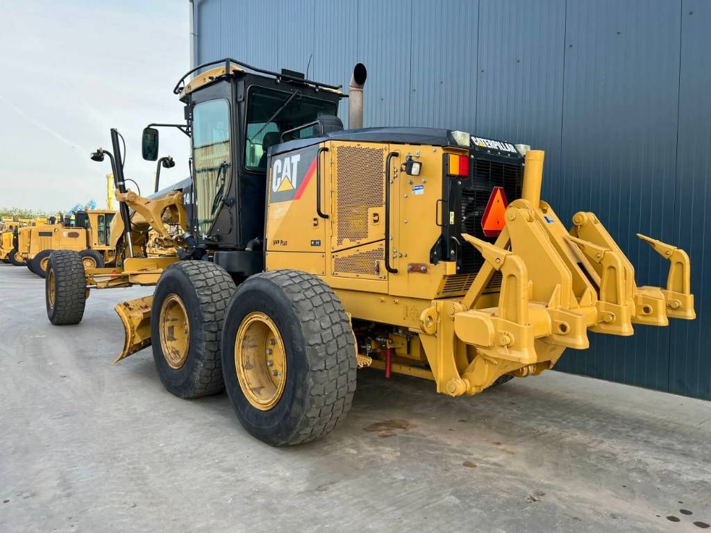 CAT 140M
