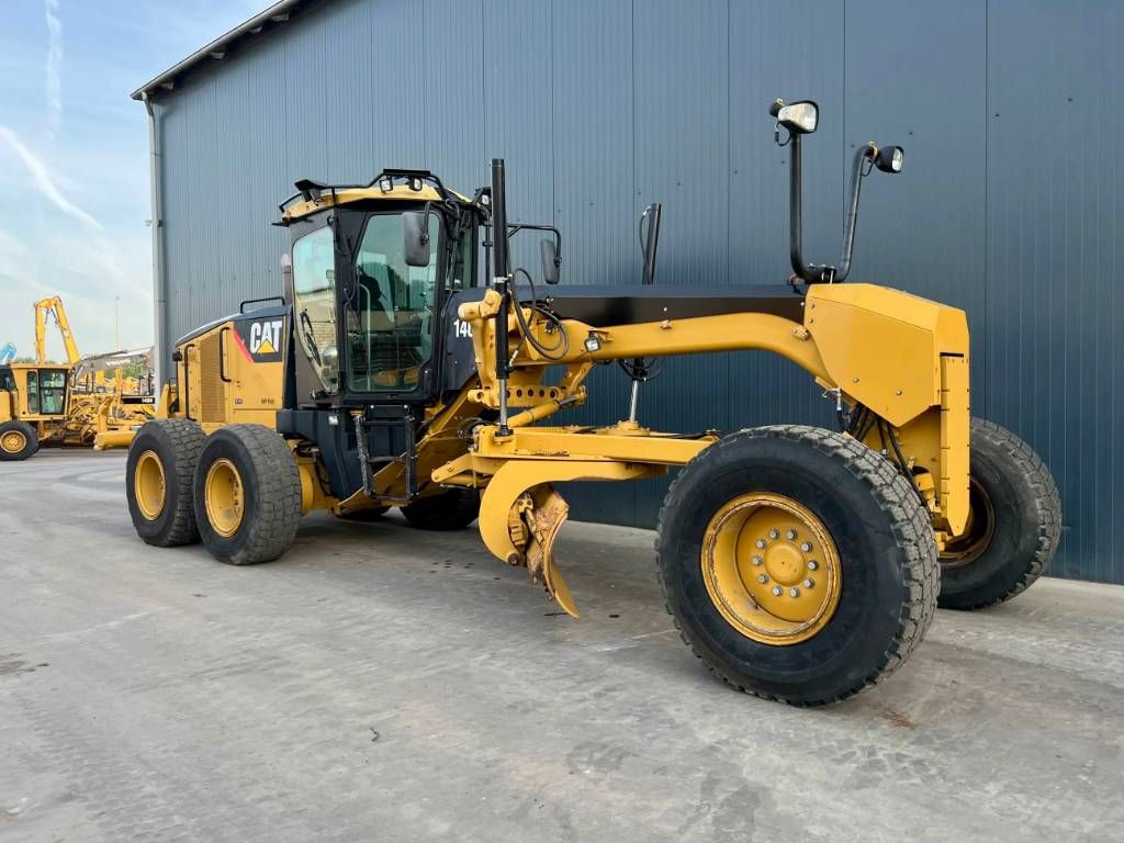 CAT 140M