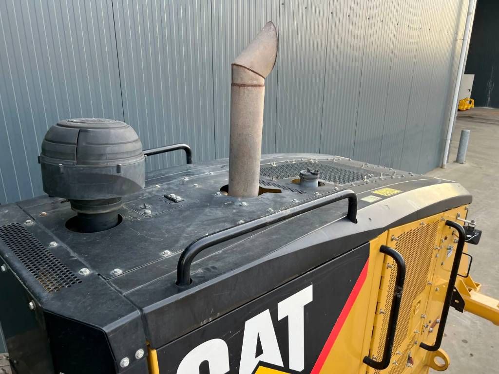 CAT 140M
