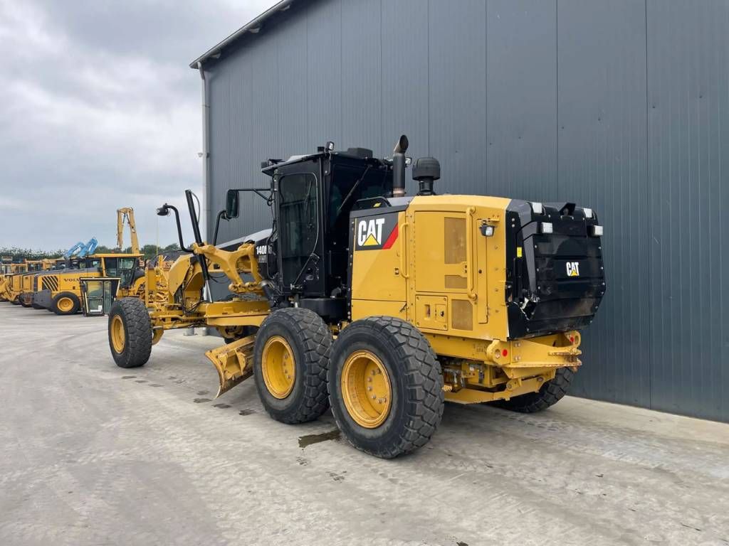 CAT 140M3 AWD
