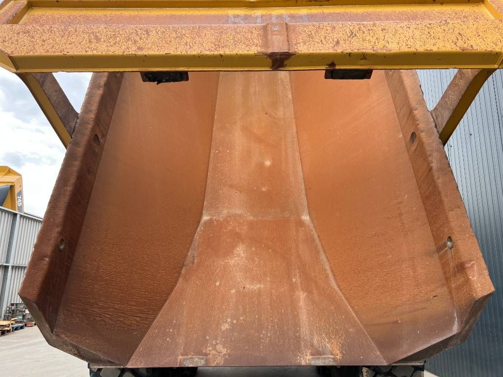 CAT 745 04A - New Tires