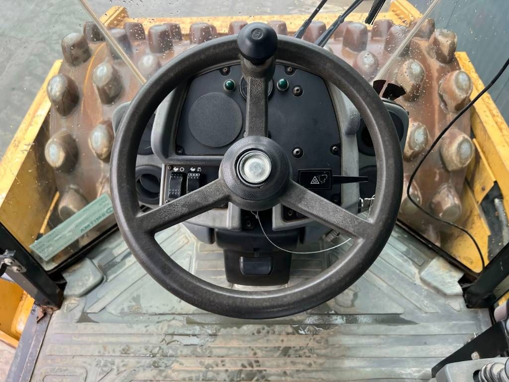 CAT CP76