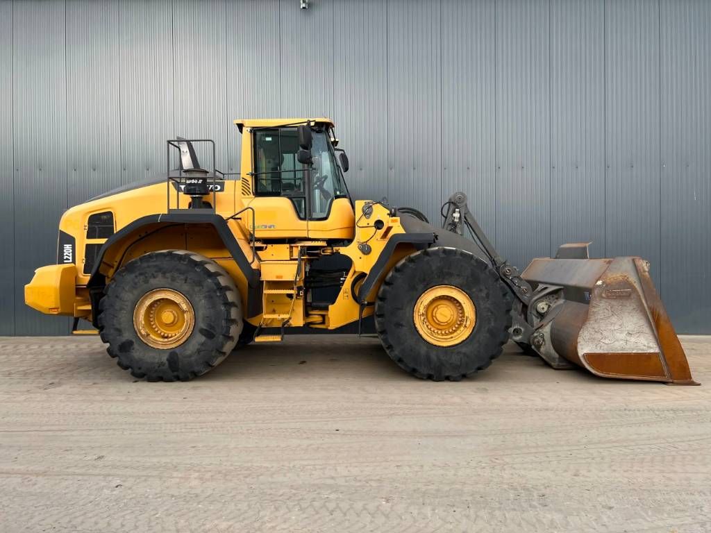 Volvo L220H
