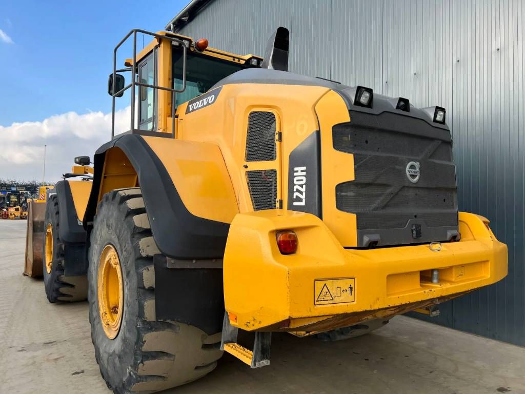 Volvo L220H