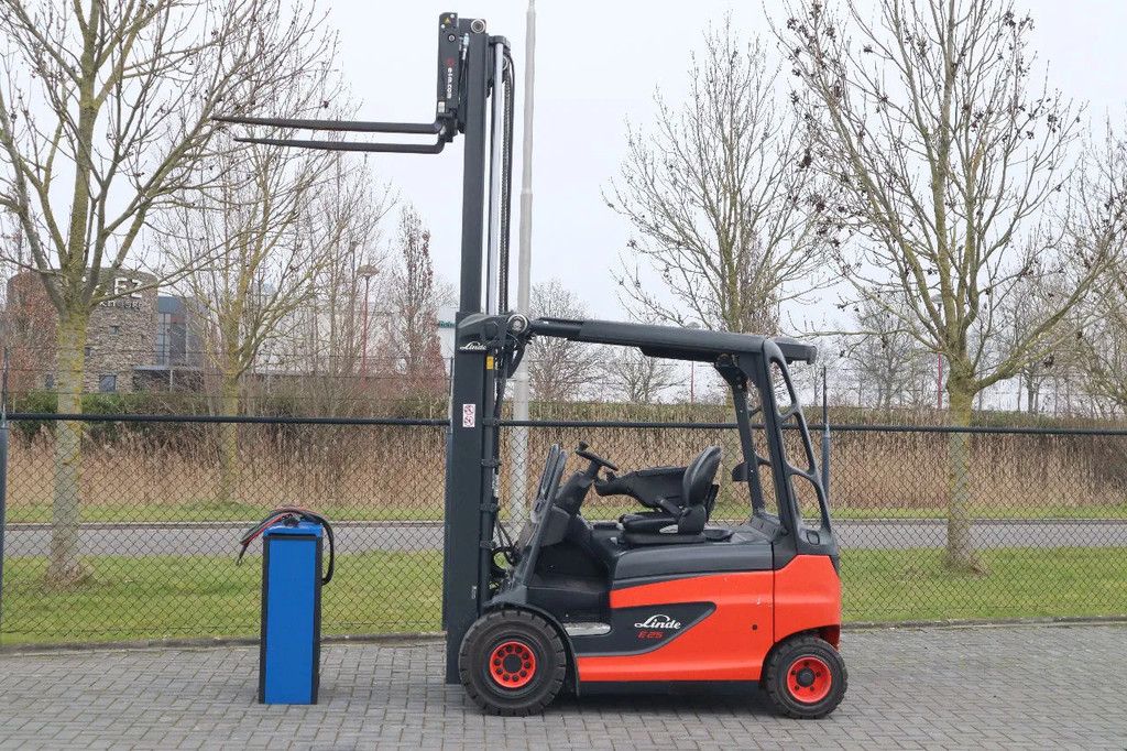 Linde E25 R-01 ROADSTER | DEMO | SIDESHIFT | FORK SPREADERS