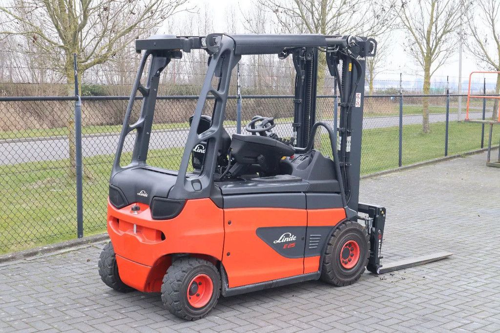 Linde E25 R-01 ROADSTER | DEMO | SIDESHIFT | FORK SPREADERS