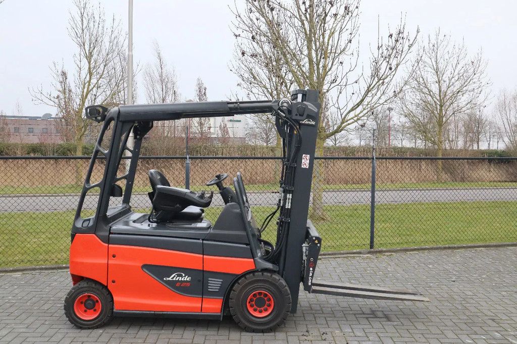 Linde E25 R-01 ROADSTER | DEMO | SIDESHIFT | FORK SPREADERS