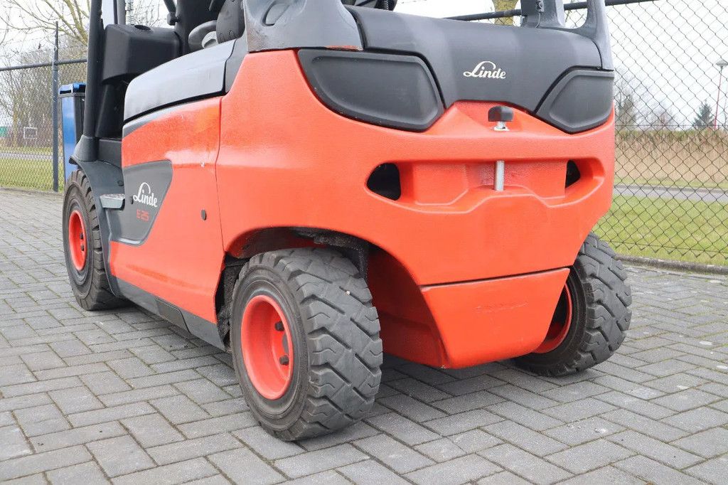Linde E25 R-01 ROADSTER | DEMO | SIDESHIFT | FORK SPREADERS