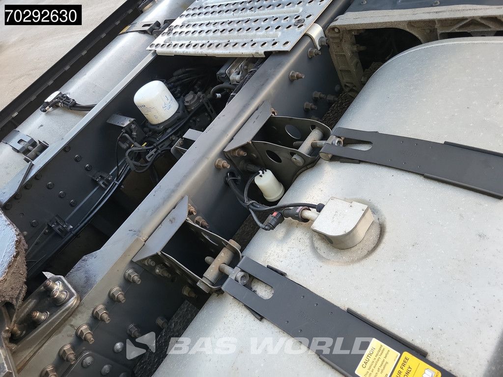 Volvo FH FH 460 4X2 NL-Truck 2x Tanks VEB+ Xenon ACC Euro 6
