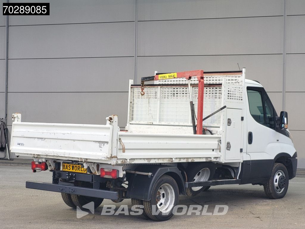 Iveco Daily 35C16 Kipper met Kraan Dubbellucht 3,5t Trekhaak Airco Cruise Camera Euro6 Crane Kran Kranwagen 2m3 Airco Trekhaak Cruise control