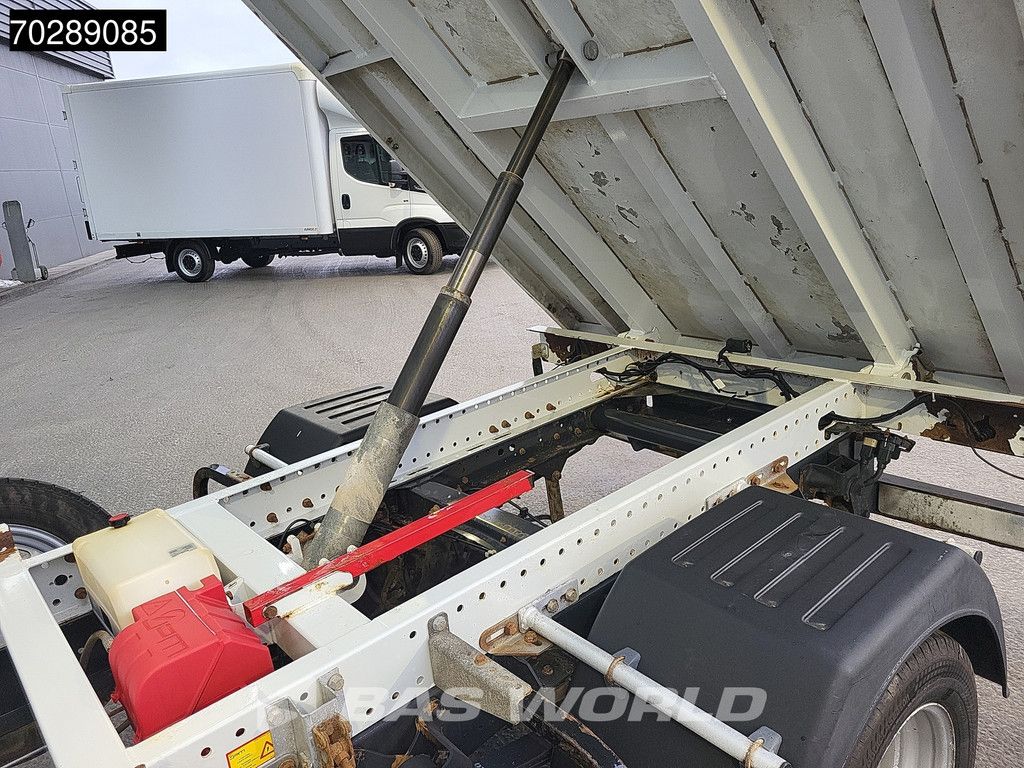 Iveco Daily 35C16 Kipper met Kraan Dubbellucht 3,5t Trekhaak Airco Cruise Camera Euro6 Crane Kran Kranwagen 2m3 Airco Trekhaak Cruise control
