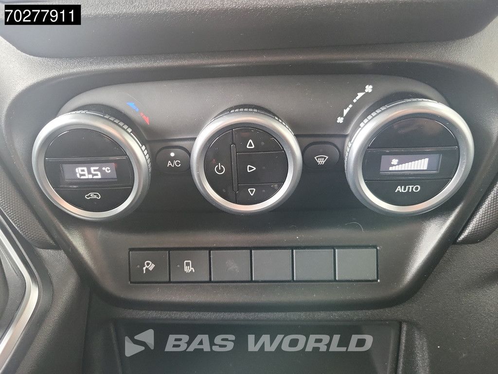 Iveco Daily 35C21 3.0L 210PK Automaat L2H2 Dubbellucht 3.5t Trekhaak LED ACC Navi Airco Camera Parkeersensoren Euro6 L2H2 12m3 Airco Trekhaak