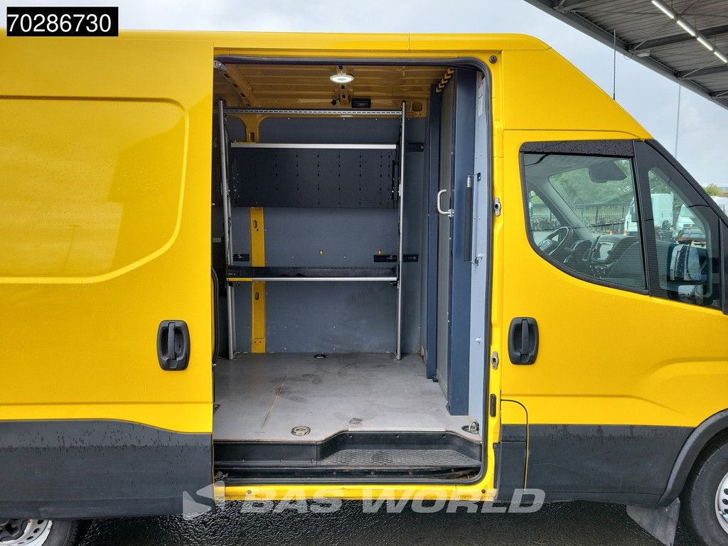 Iveco Daily 35S14 Automaat L2H2 3,5t Trekgewicht LED ACC Airco Camera Euro6 L2 11m3 Airco
