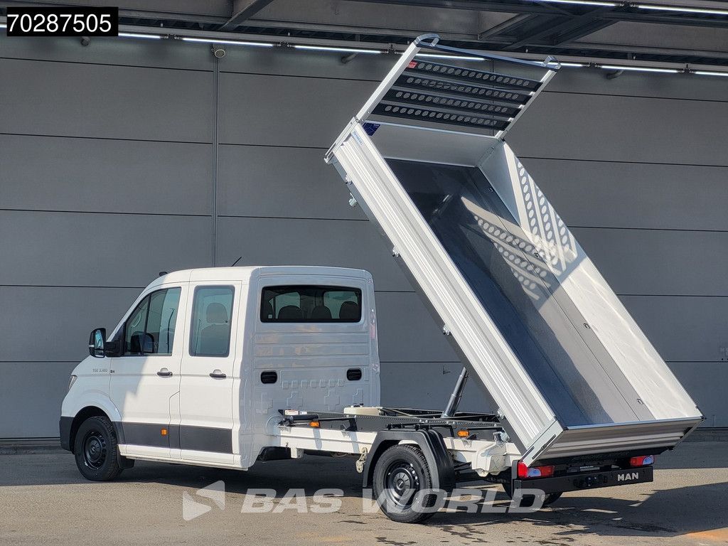MAN TGE 3.180 Driezijdige Kipper Automaat Dubbel Cabine 2025 Facelift 180PK Trekhaak LED Navi ACC Airco Cruise Euro6 Kipper Tippe Benne Kieper DC Doka Mixto 3m3 Airco Trekhaak Cruise control