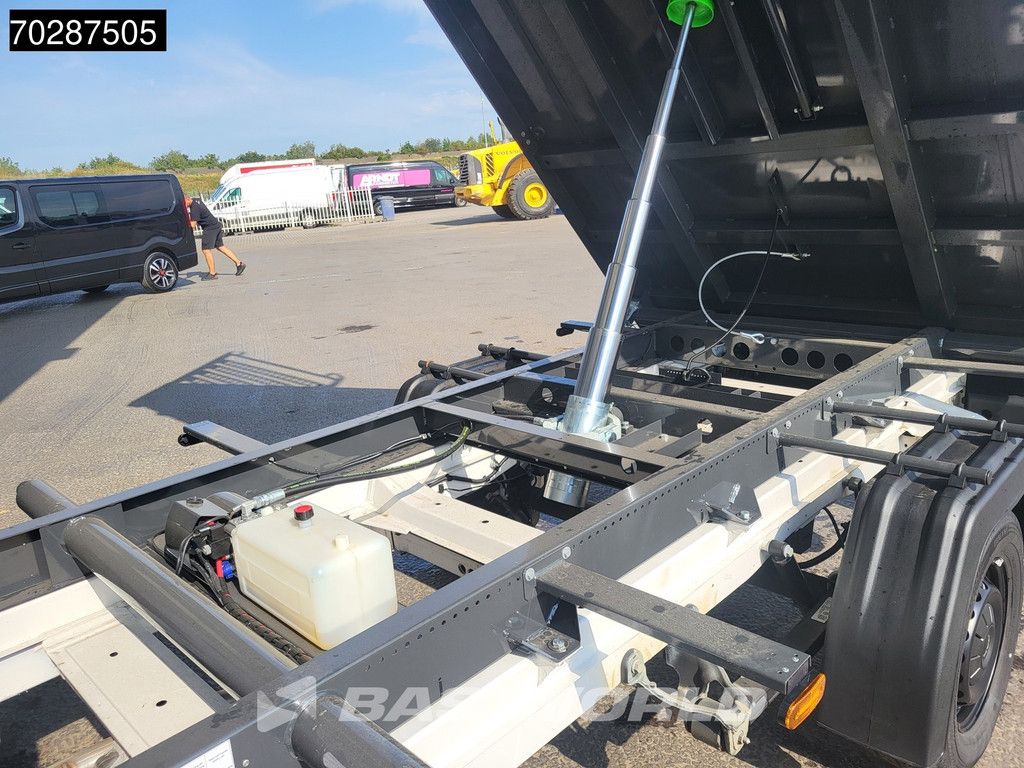 MAN TGE 3.180 Driezijdige Kipper Automaat Dubbel Cabine 2025 Facelift 180PK Trekhaak LED Navi ACC Airco Cruise Euro6 Kipper Tippe Benne Kieper DC Doka Mixto 3m3 Airco Trekhaak Cruise control