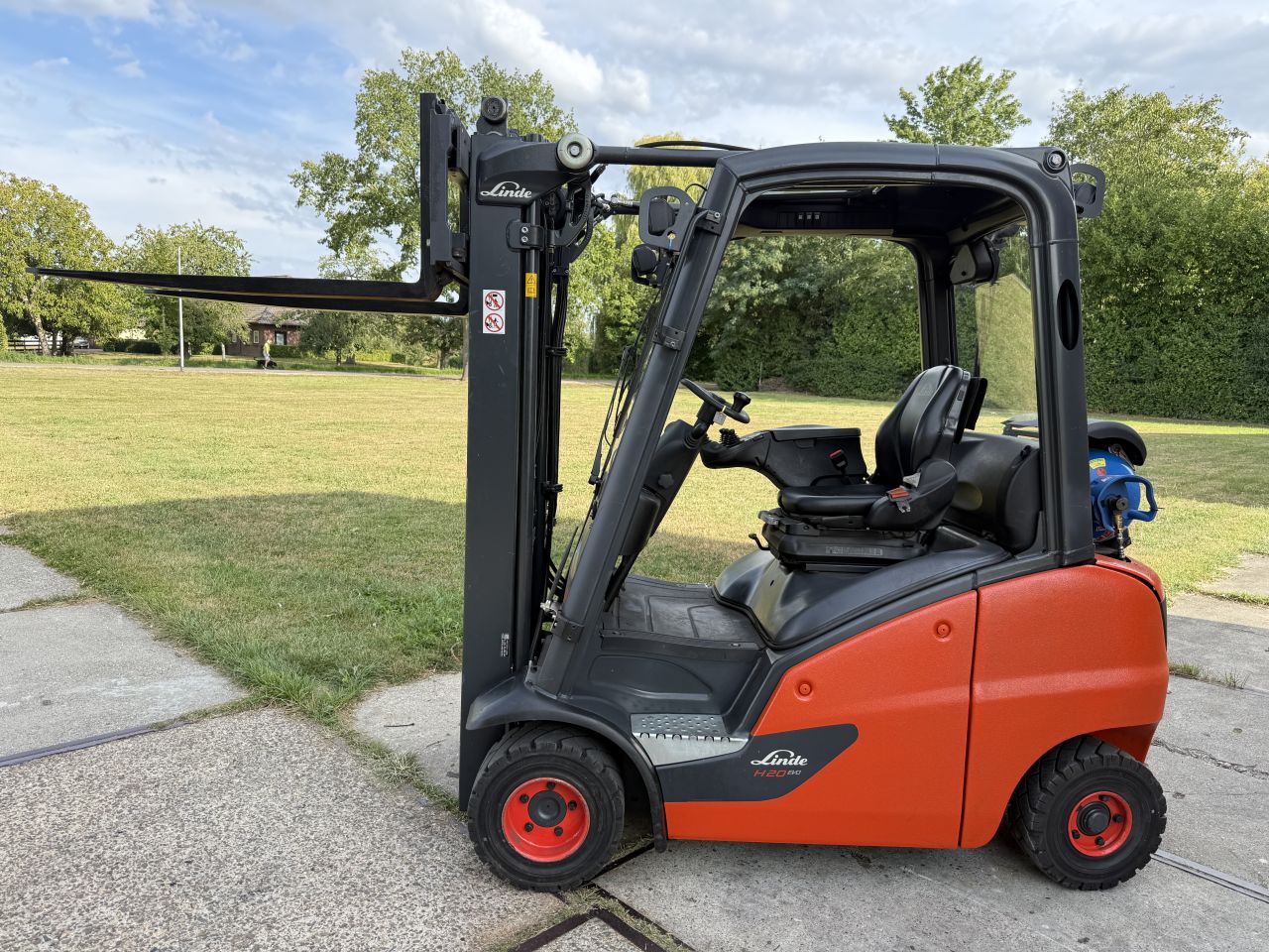 Linde H20T triplex containermast freelift sideshift BJ2019