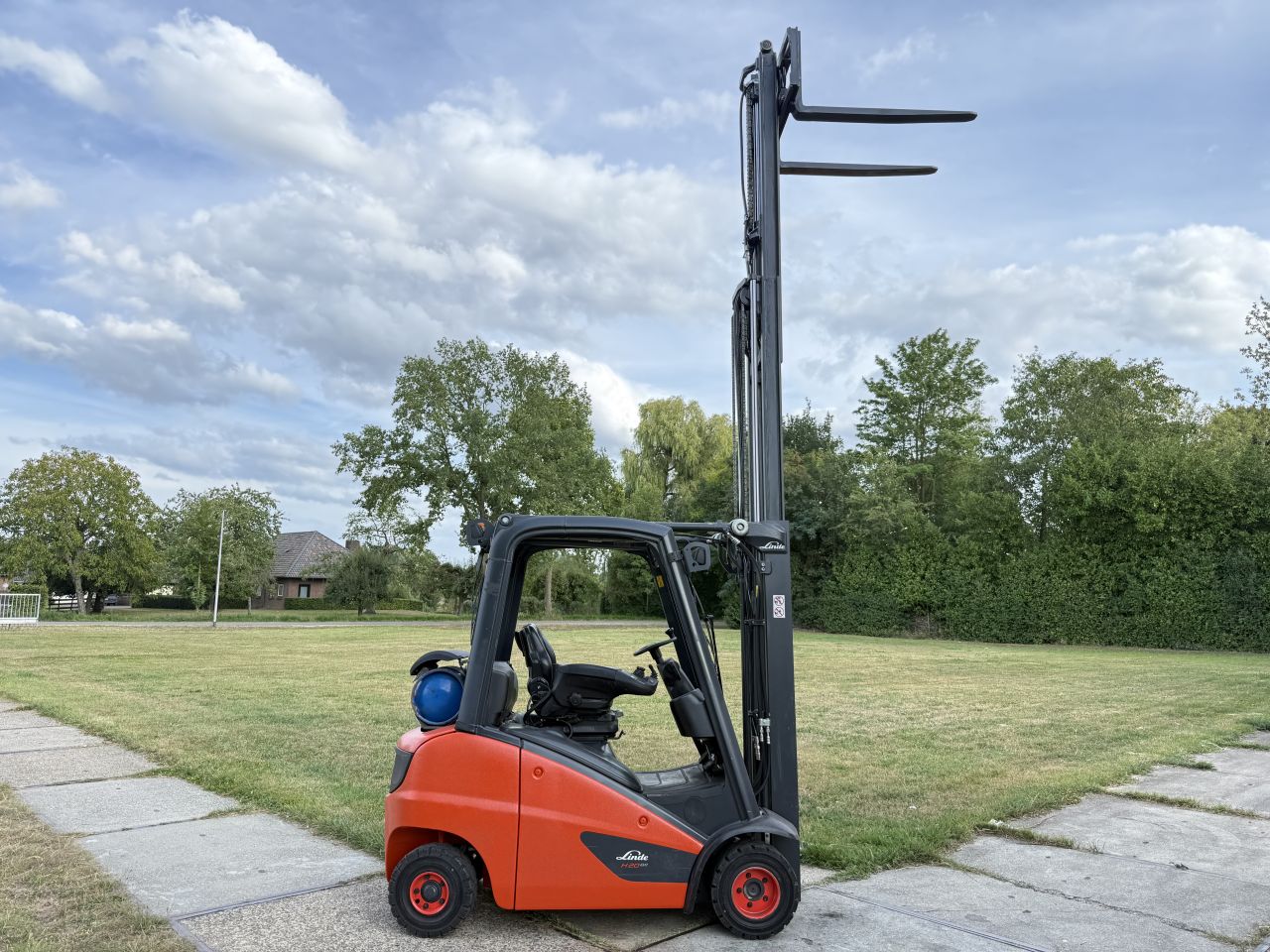 Linde H20T triplex containermast freelift sideshift BJ2019