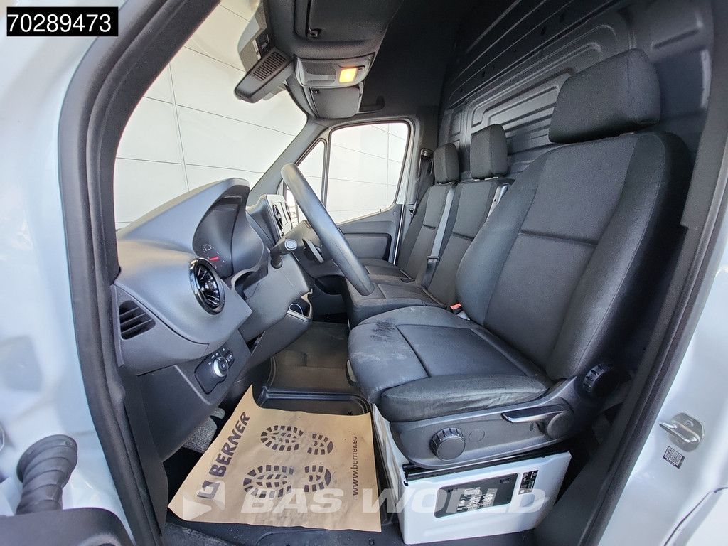 Mercedes Sprinter 315 CDI Automaat L2H2 150PK Airco Cruise Camera MBUX CarPlay Euro6 L2 12m3 A/C Cruise control