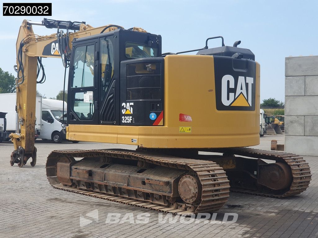 Caterpillar 325 F L