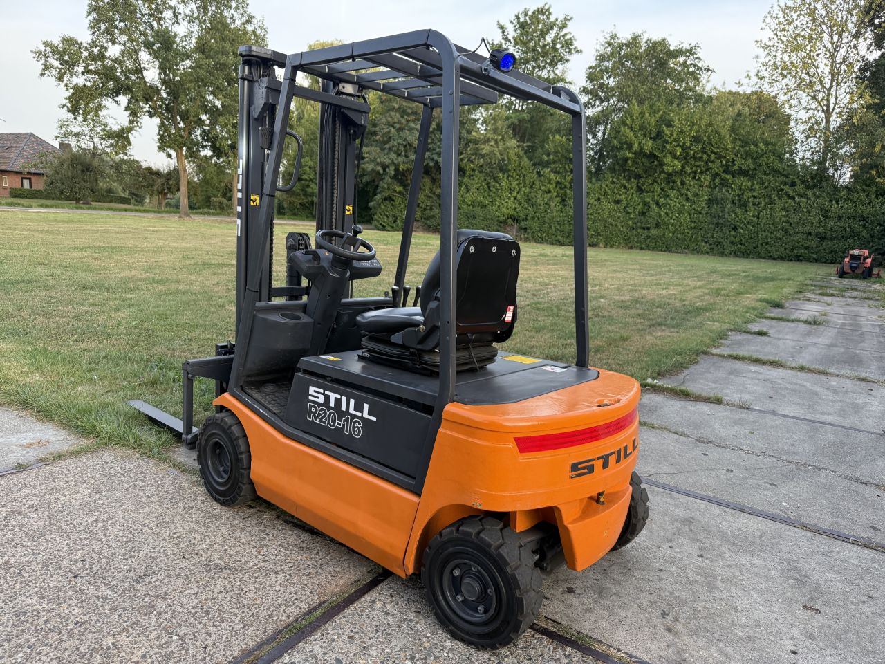 Still 1600KG triplex 4.7m Freelift Sideshift nieuwe banden LED
