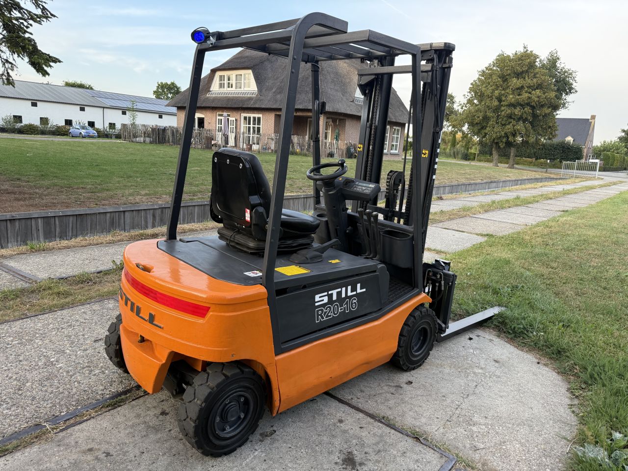 Still 1600KG triplex 4.7m Freelift Sideshift nieuwe banden LED