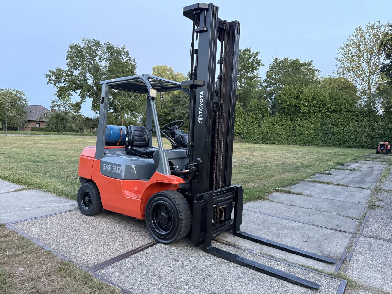 Toyota 7 serie 3 tonner lpg triplex 6M Freelift Sideshift