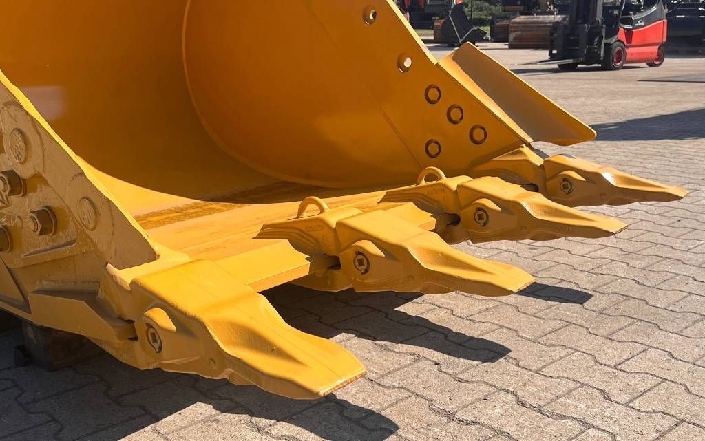 CAT 336-340 HD teeth bucket DB-linkage