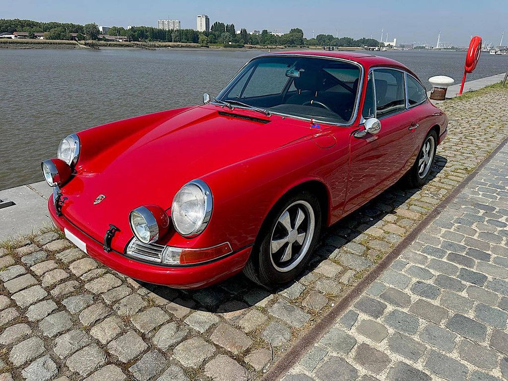 Porsche 911 2.0 Petrol 1965 (Margin)