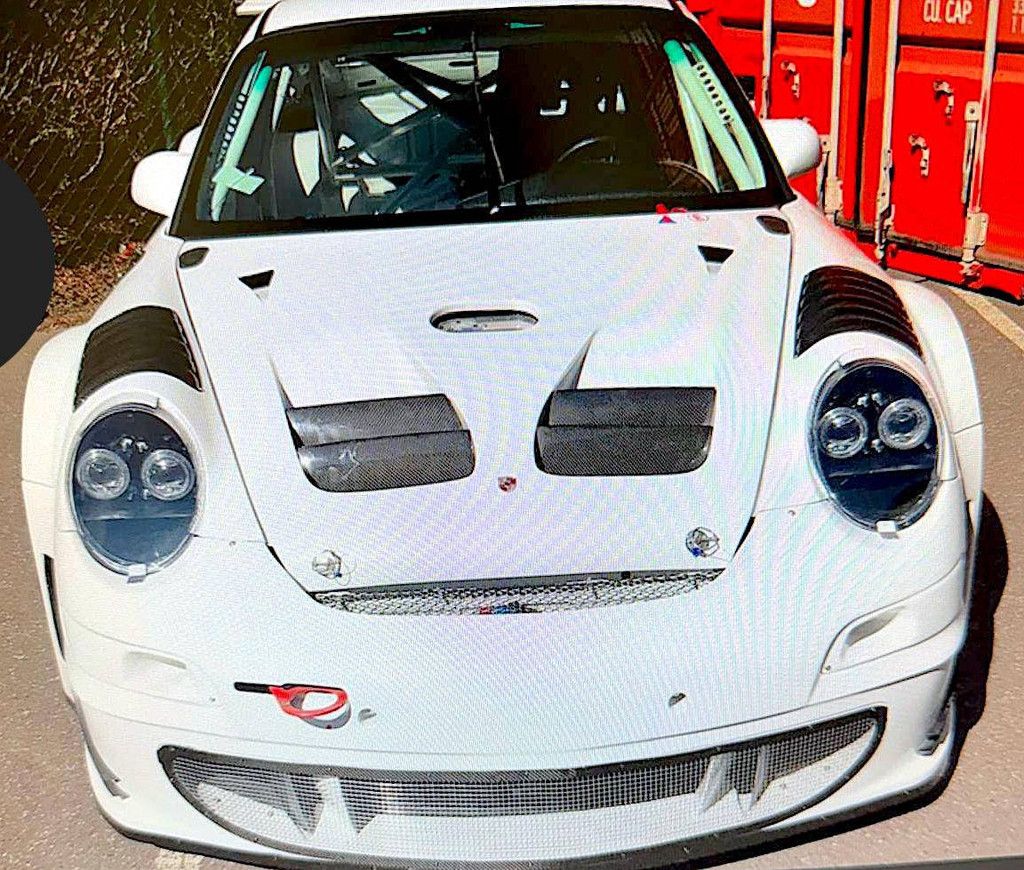 Porsche 997 GT2-racecar (24 hrs spec) Benzine (Marge)