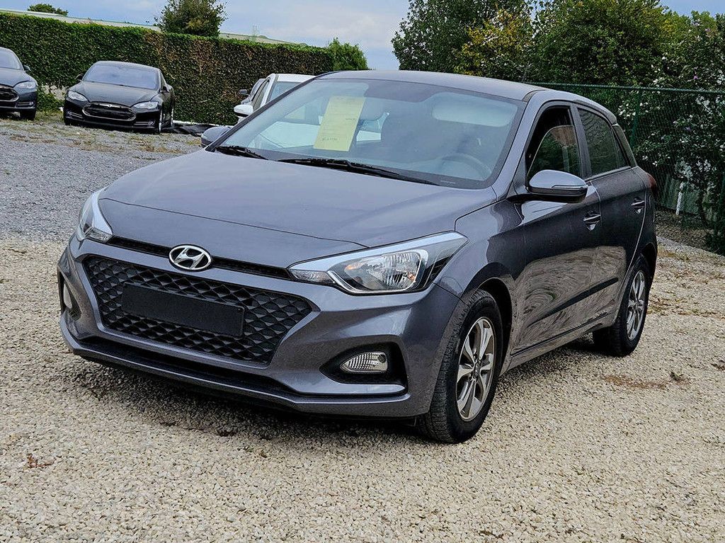 Hyundai i20 1.2 Benzine 2021 (Marge)