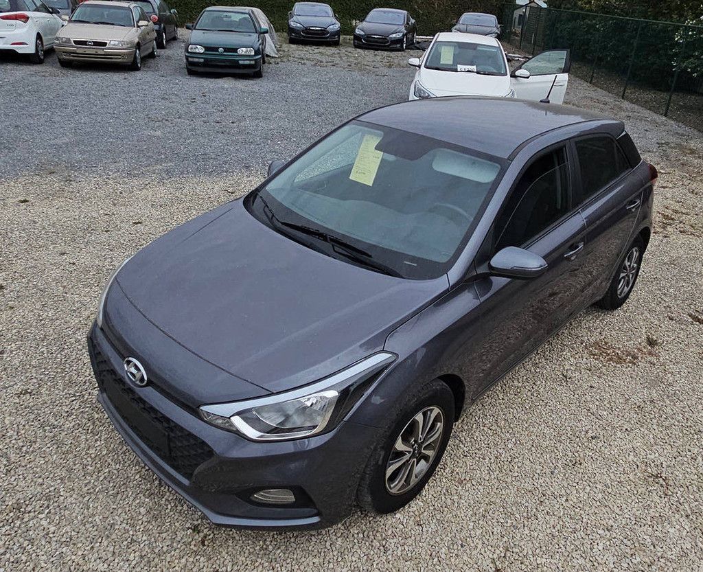 Hyundai i20 1.2 Benzine 2021 (Marge)