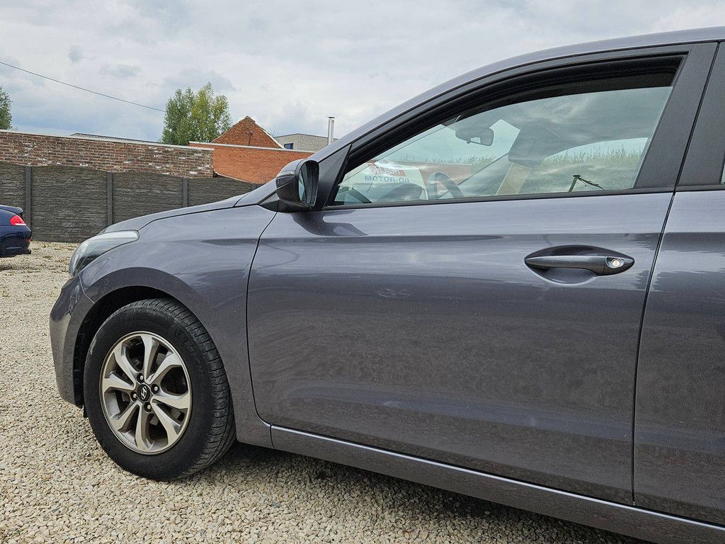 Hyundai i20 1.2 Benzine 2021 (Marge)