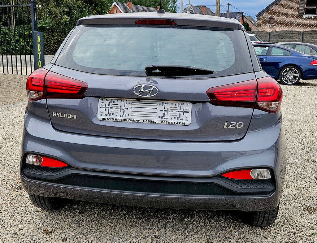 Hyundai i20 1.2 Benzine 2021 (Marge)