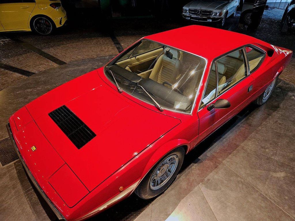 Ferrari Dino 308 GT4 Benzine 1975 (Marge)