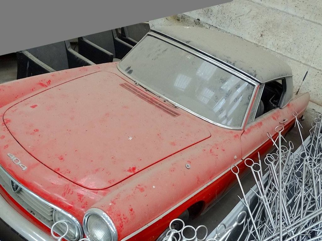 Peugeot 404 Cabriolet Petrol (Margin)