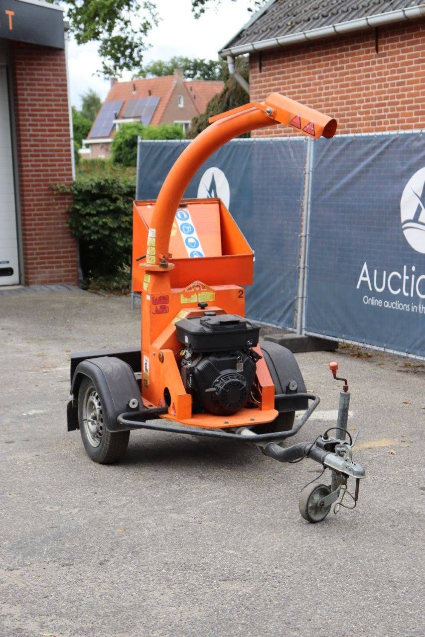 Holzhäcksler TW18/100GES Benzin 13,4kW 2012