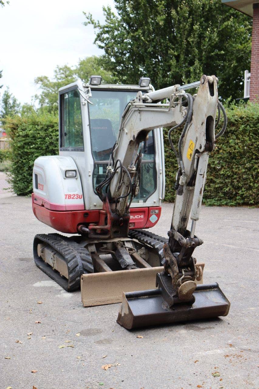 Raupenbagger Takeuchi TB230 Diesel 180,2 kW 2017