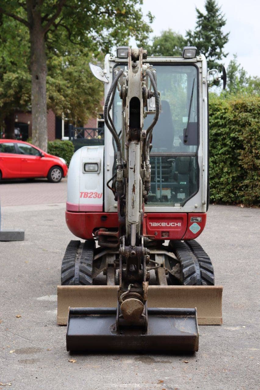 Raupenbagger Takeuchi TB230 Diesel 180,2 kW 2017